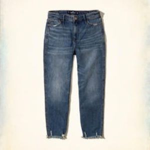 Hollister High Rise Slim Boyfriend Jeans 👖